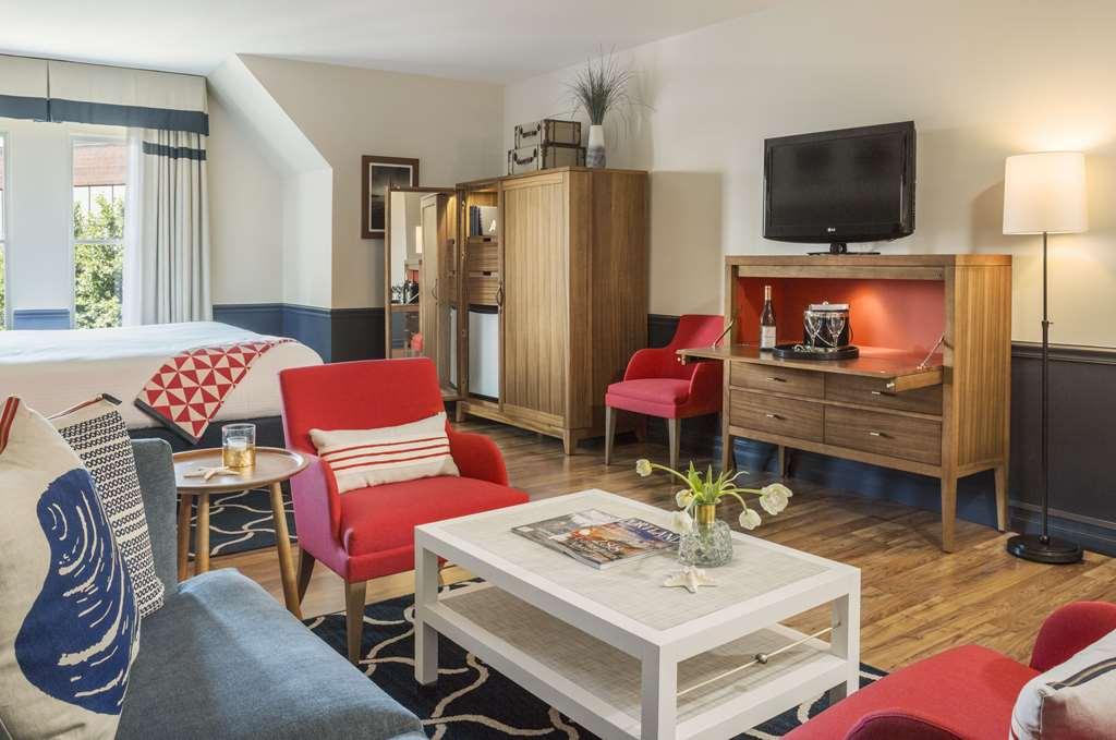 Portland Harbor Hotel Room photo